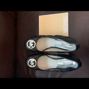 Michael Kors flats